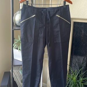 Lord & Taylor black cropped pants. EUC